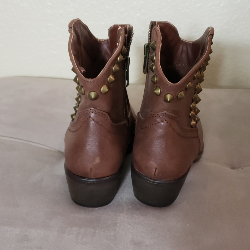 Booties - Picture 3 of 4